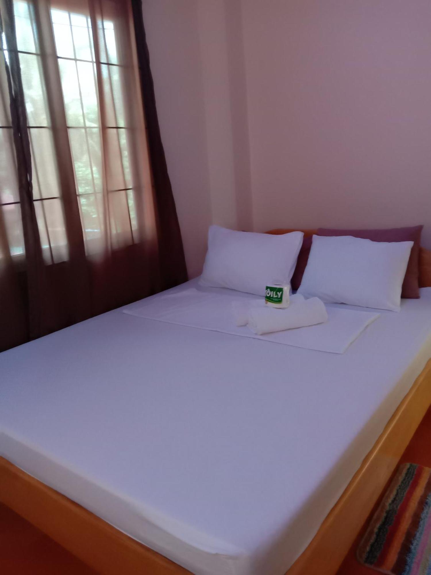 Friz Love Room Rental San Juan  Oda fotoğraf